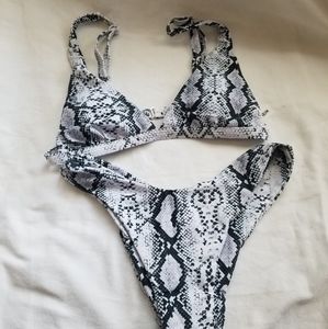 Shein Snake Print Bikini set Women's small